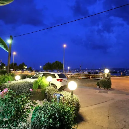 Gostinjska kuća Marija Anchor Exclusive