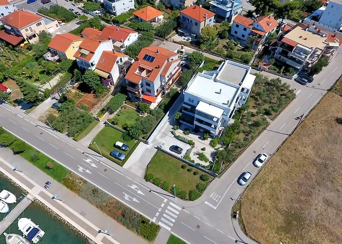 Marija Anchor Exclusive