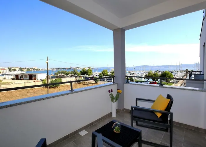 Marija Anchor Exclusive ザダル